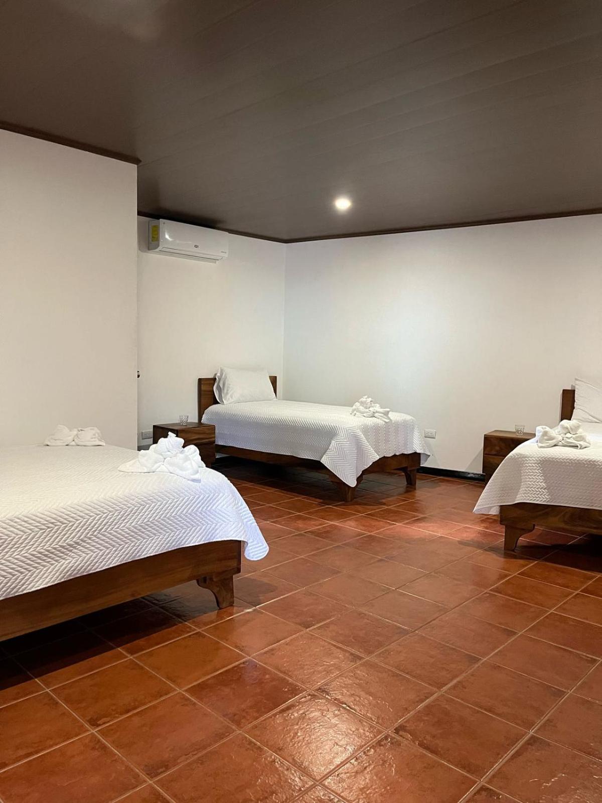 Hotel Y Restaurante El Paramo San Rafael  Esterno foto